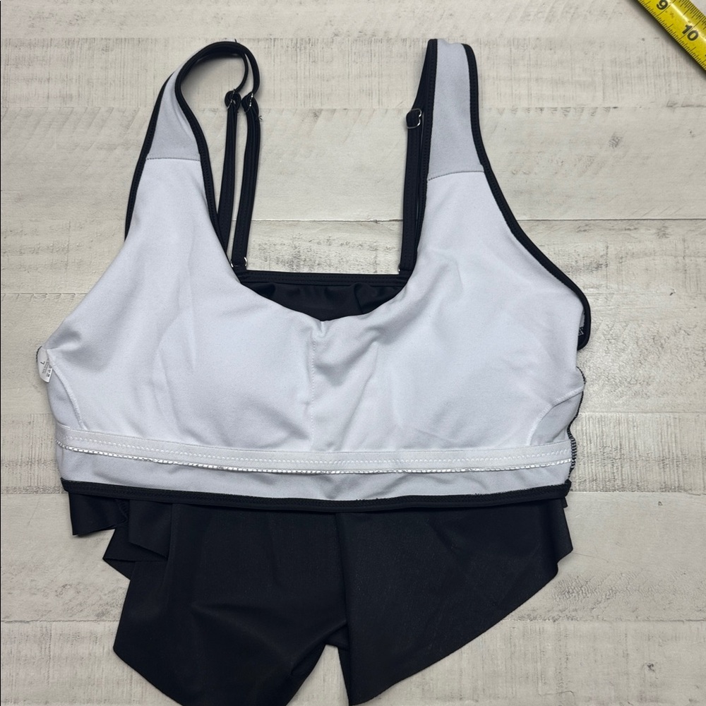 Two Piece Bathing Suit Ruffled Flounce Top with high waisted bikini bottoms - Picture 10 of 11